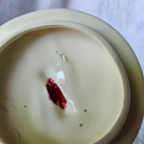 Vintage Handmade Red White Cottage Farmhouse Ceramic Garlic Keeper Jar - Picture 9 of 9